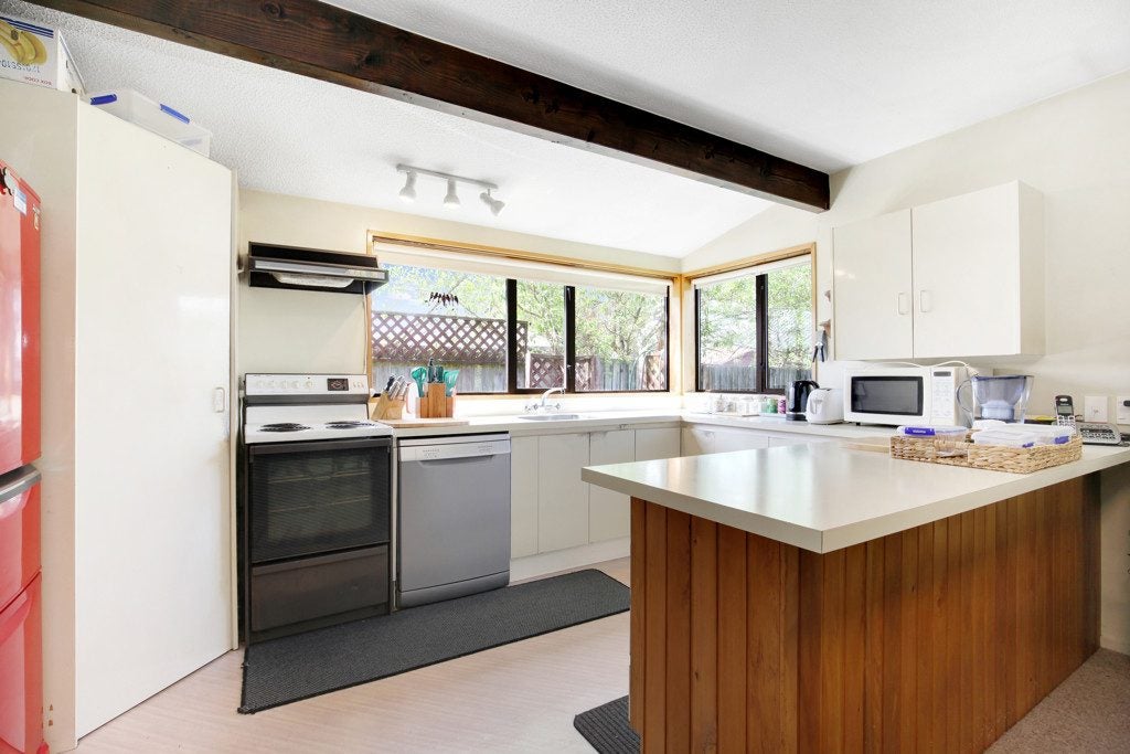 1/6 Hawea Place, Mairehau, Christchurch - Carousel 12