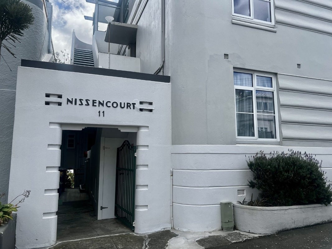 11G Hawker Street, Mount Victoria, Wellington - Carousel 1