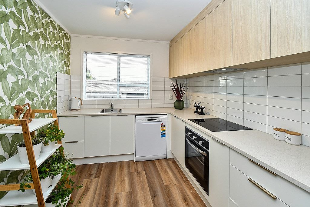 1/43 Wallace Road, Papatoetoe, Auckland - Carousel 1