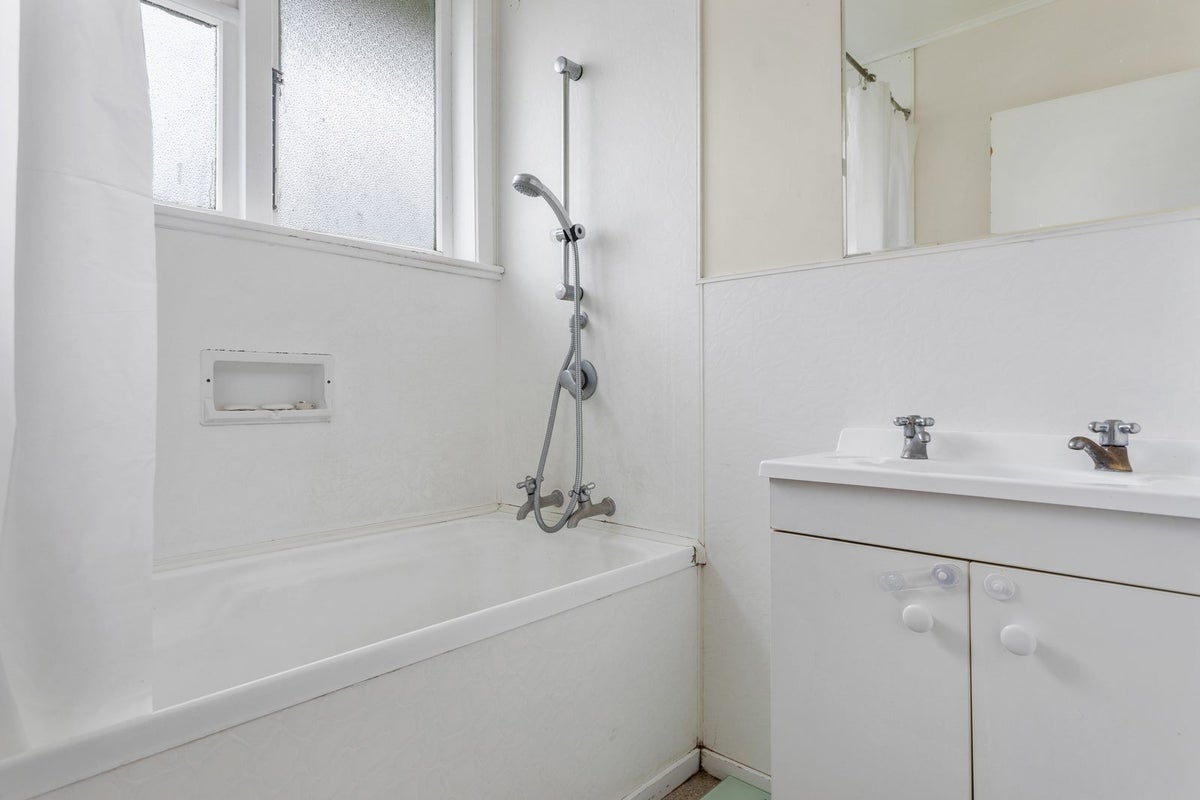 31 River Road, Kawerau, Kawerau - Carousel 16