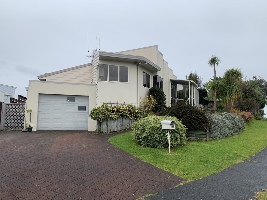 18A Grosmont Terrace, Brookfield, Tauranga - Carousel 1