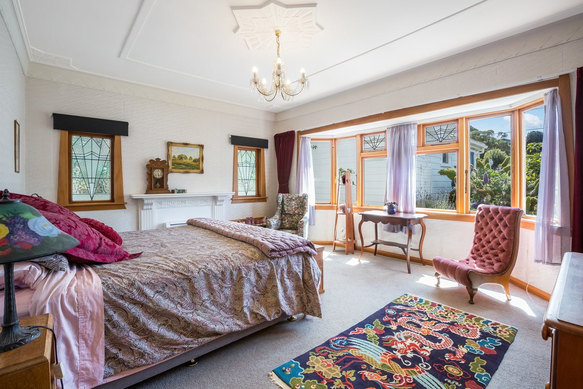 520 Broadway, Strathmore Park, Wellington - Carousel 2