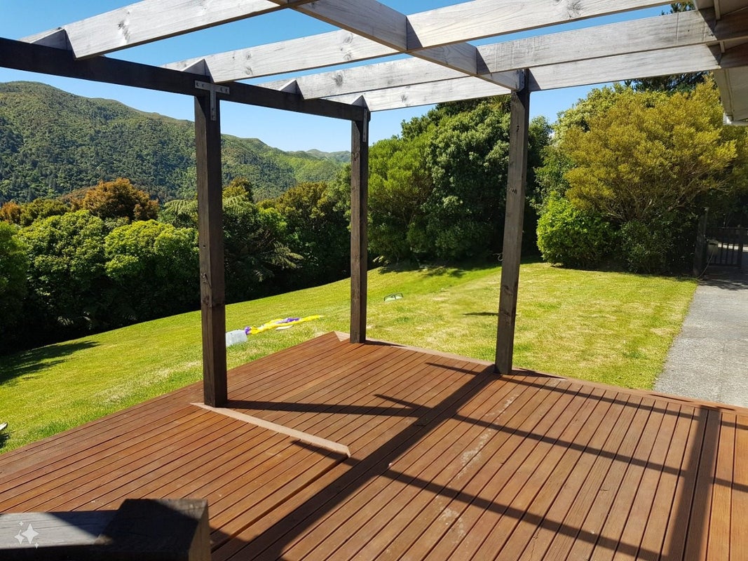 17 Wattle Grove, Maungaraki, Lower Hutt - Carousel 2