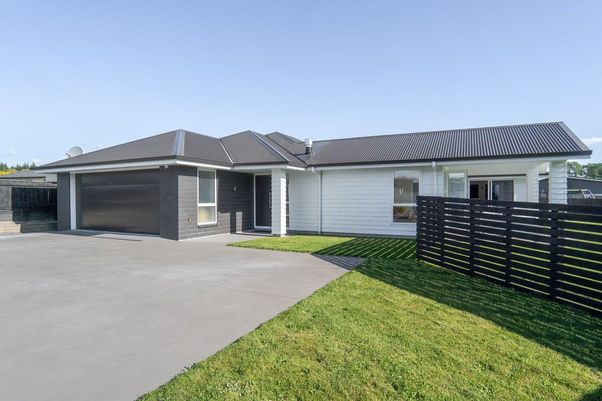 4 Korokia Way, Richmond Heights, Taupo - Carousel 1
