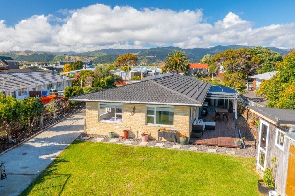 12B Teoti Street, Paraparaumu Beach, Paraparaumu - Carousel 2