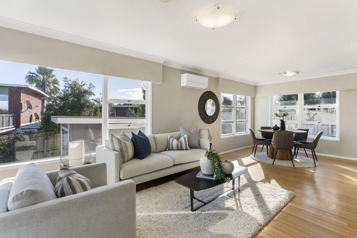 3/166 East Coast Road, Forrest Hill, Auckland - Carousel 2