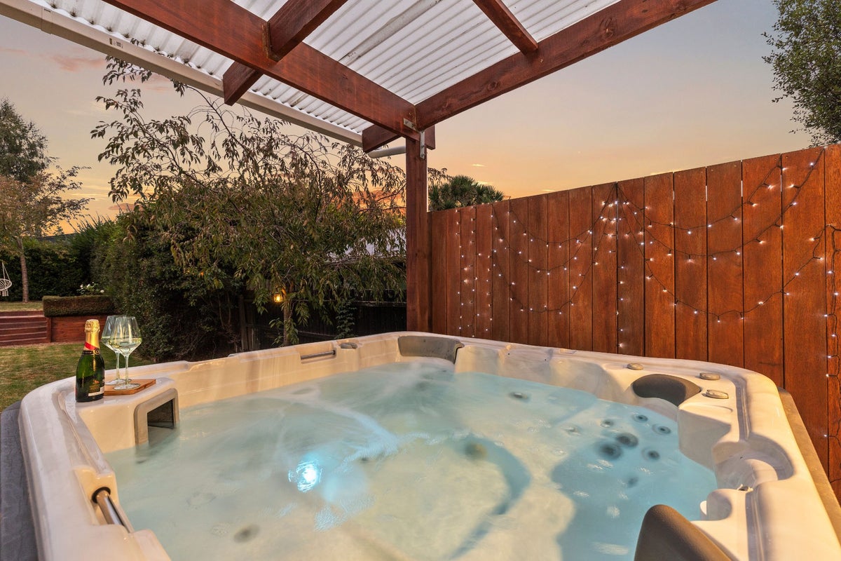 8 Lyttelton Street, Somerfield, Christchurch - Carousel 2