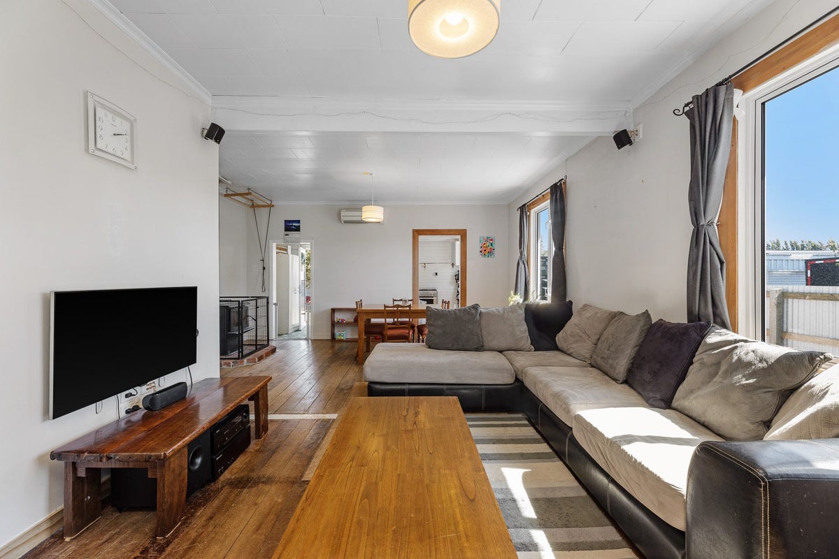 3088 State Highway 1, Riverlands - Carousel 1