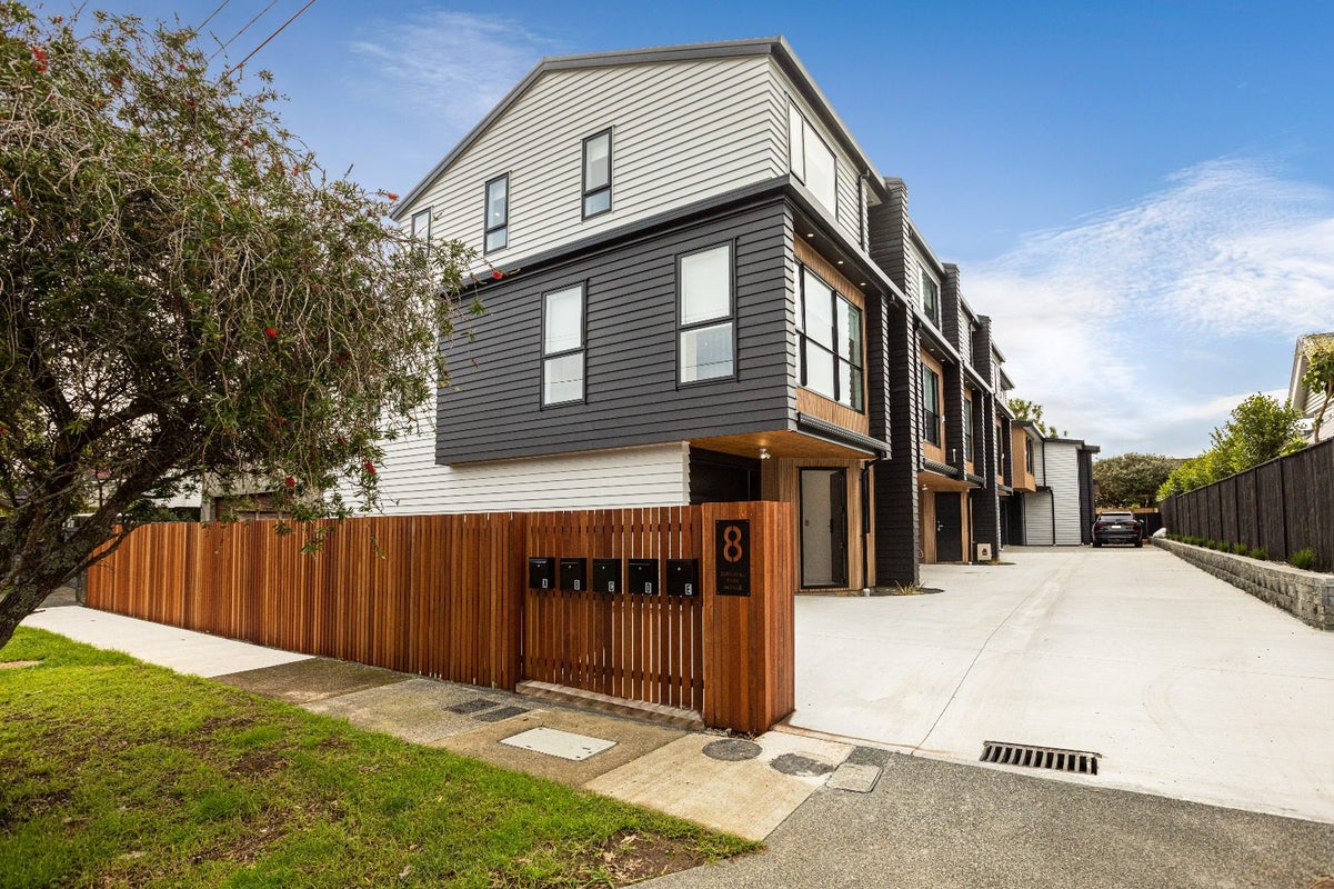 8A Cornwall Park Avenue, Epsom, Auckland - Carousel 1