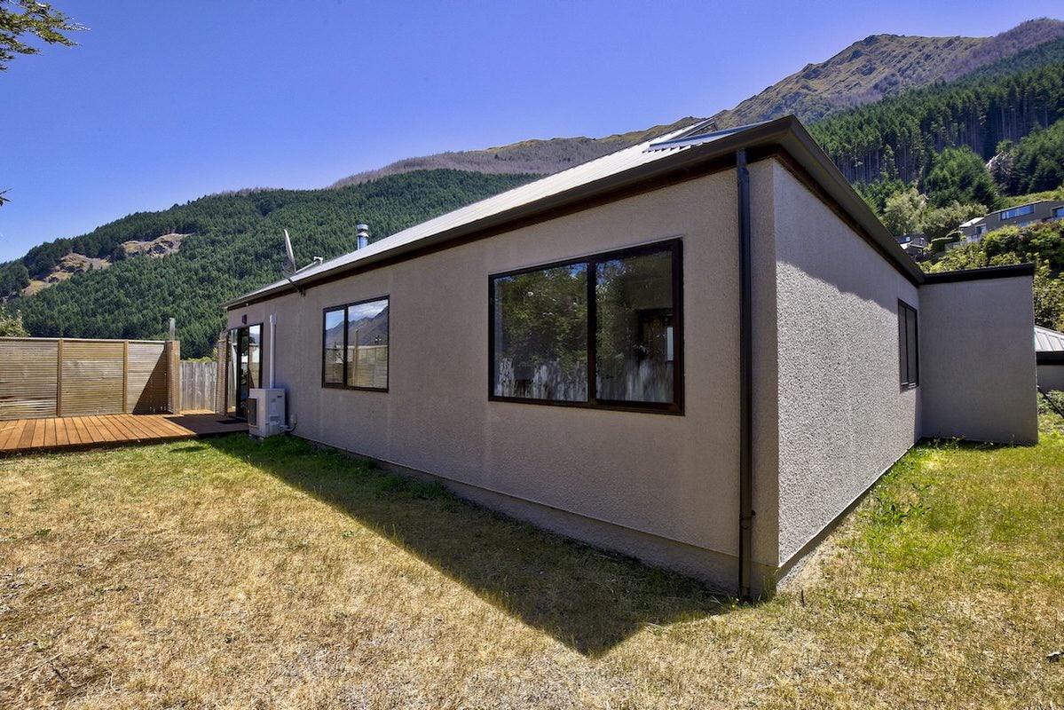 8B Watts Road, Fernhill, Queenstown - Carousel 9