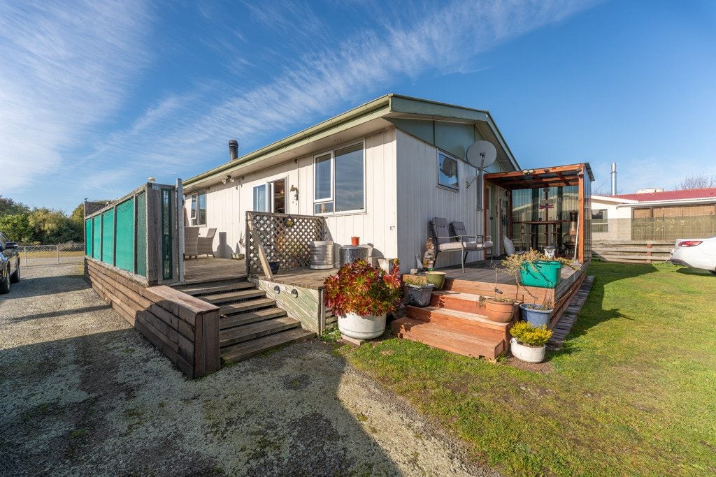 3 Railway Terrace, Glenavy, Waimate - Carousel 2