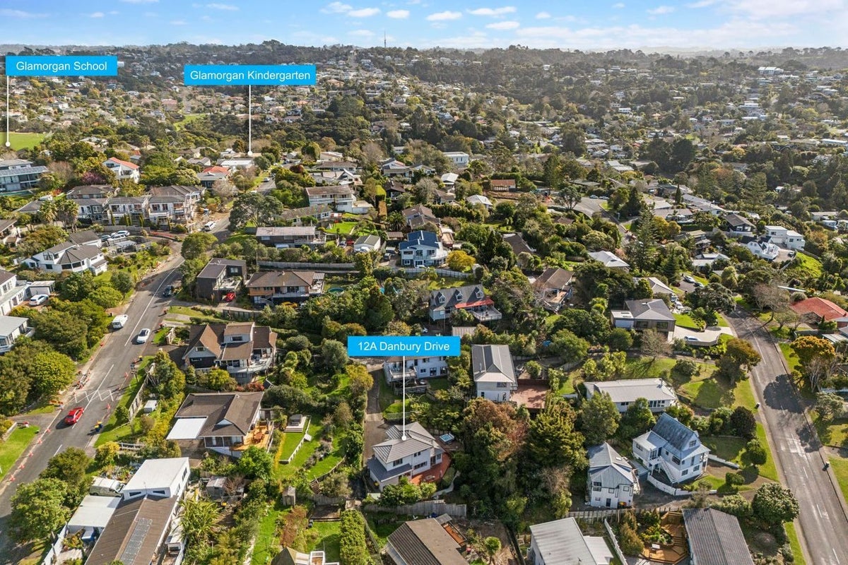 12A Danbury Drive, Torbay, Auckland - Carousel 26