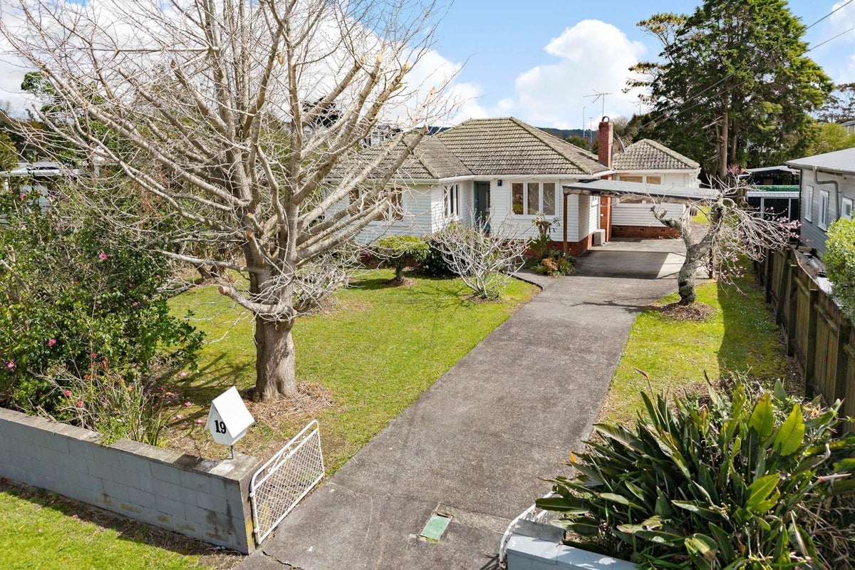 19 Ranui Station Road, Ranui, Auckland - Carousel 2