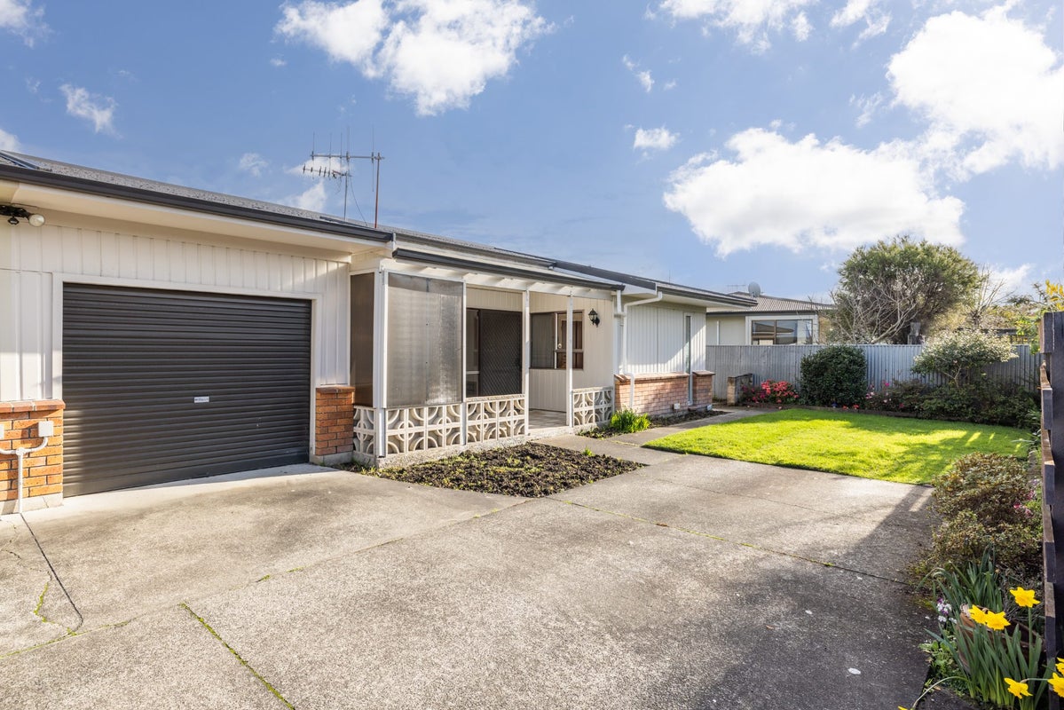 5/20 Bowling Road, Greenmeadows, Napier - Carousel 1