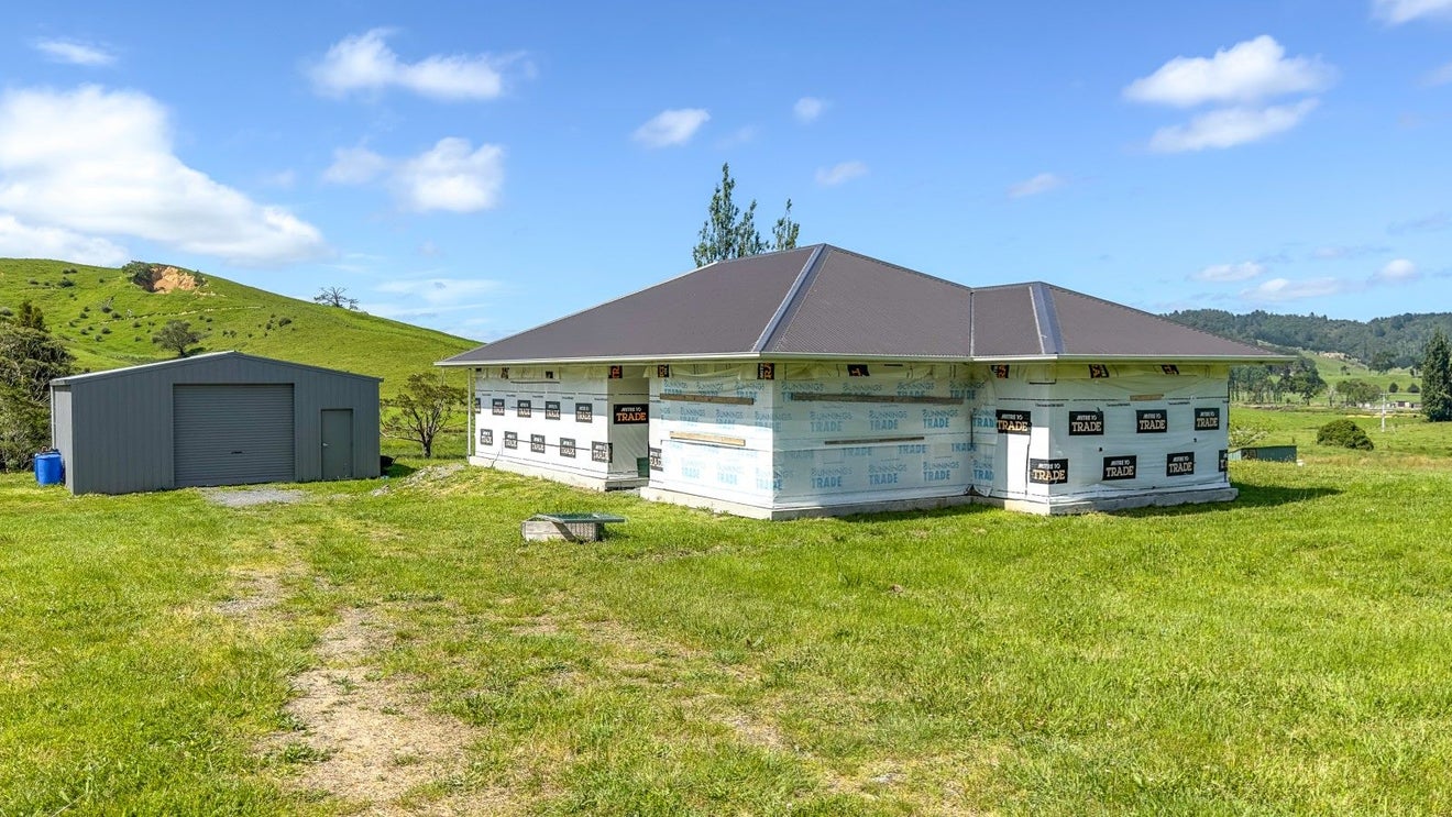 128 Dimmock Road, Waitakaruru - Carousel 2