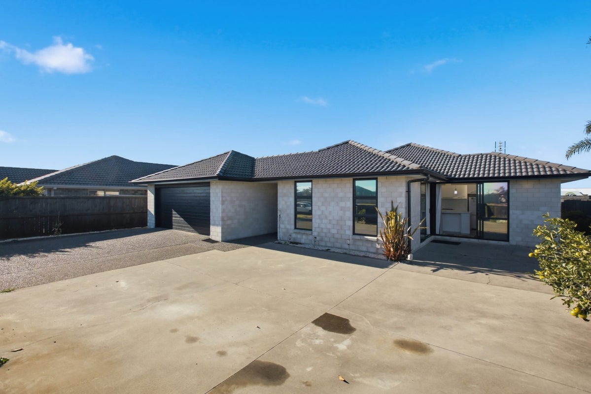 9 Kamahi Crescent, Papamoa Beach, Papamoa - Carousel 2