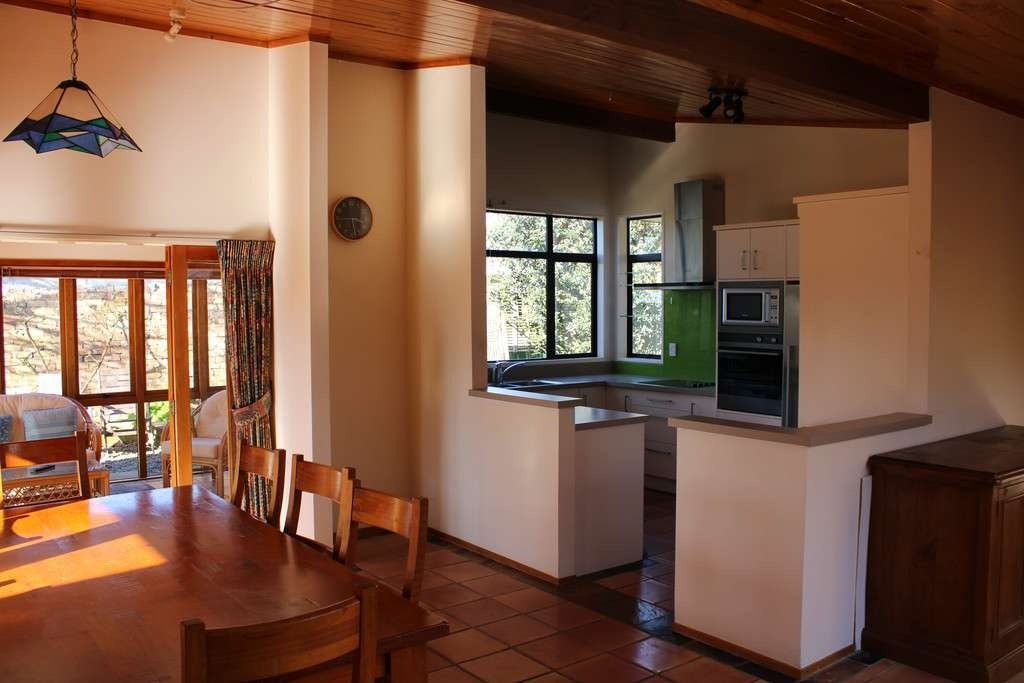340 Cobham Drive, Hillcrest, Hamilton - Carousel 2