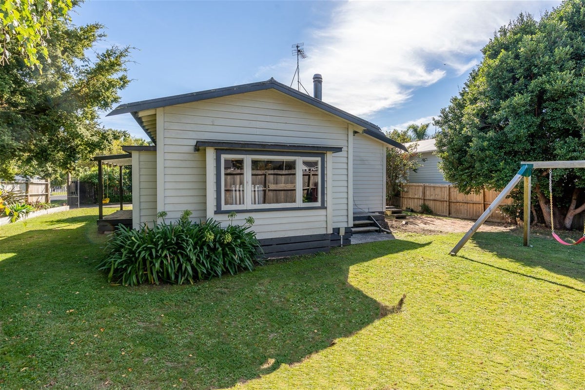 1 Miro Street, Maeroa, Hamilton - Carousel 14