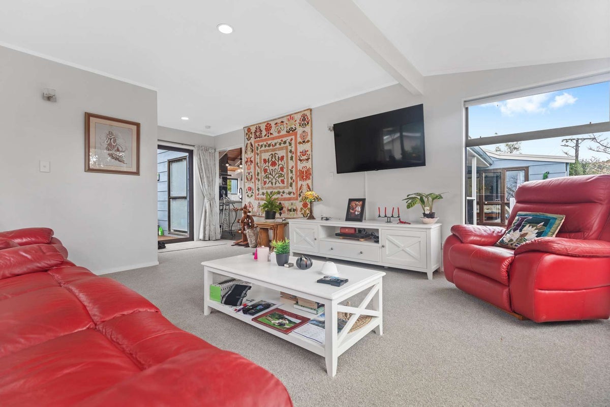 21 Albert Street, Paeroa - Carousel 2