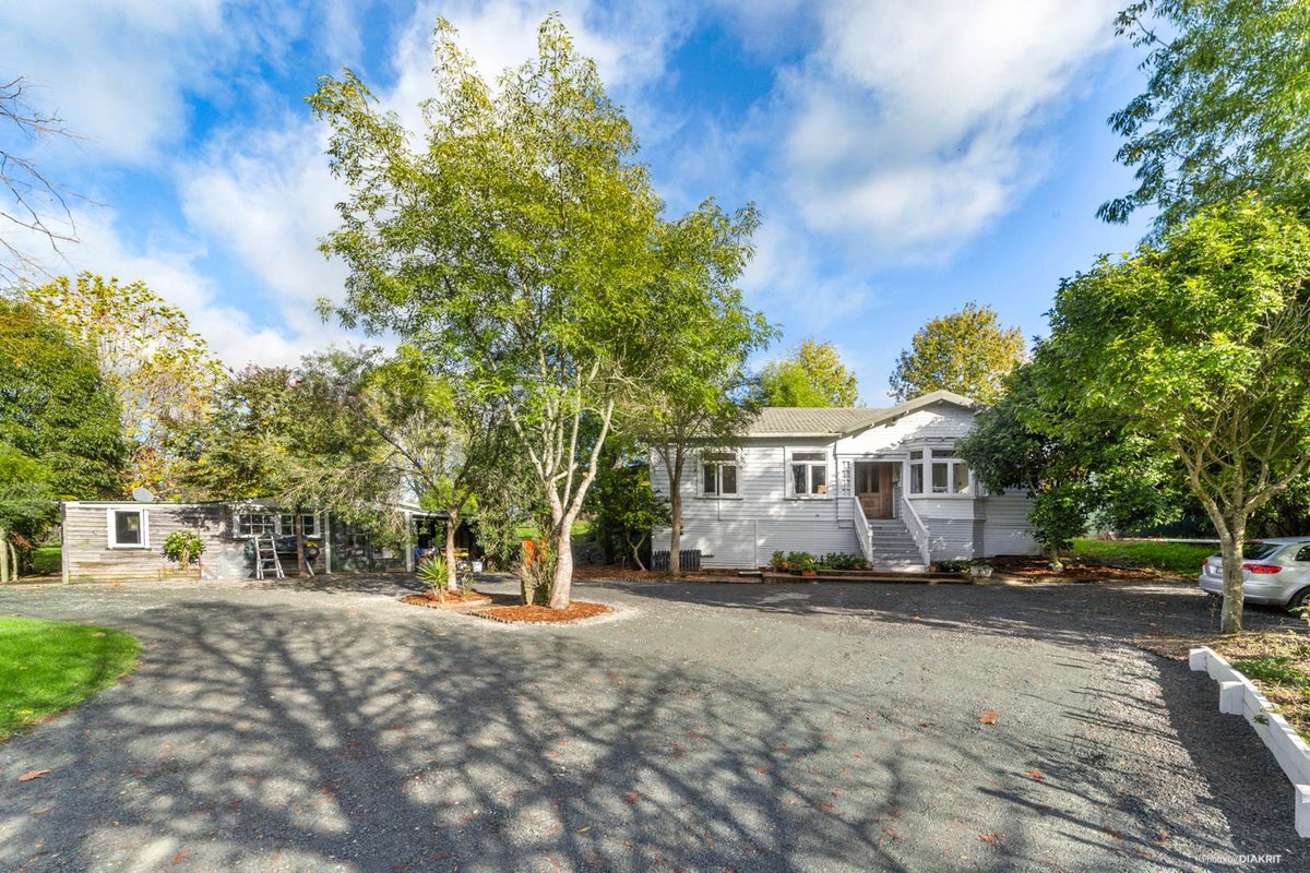 119 Top Road, Albany - Carousel 1