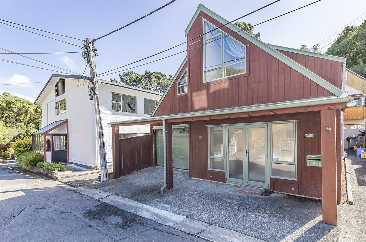 9 Melrose Crescent, Melrose, Wellington - Carousel 1