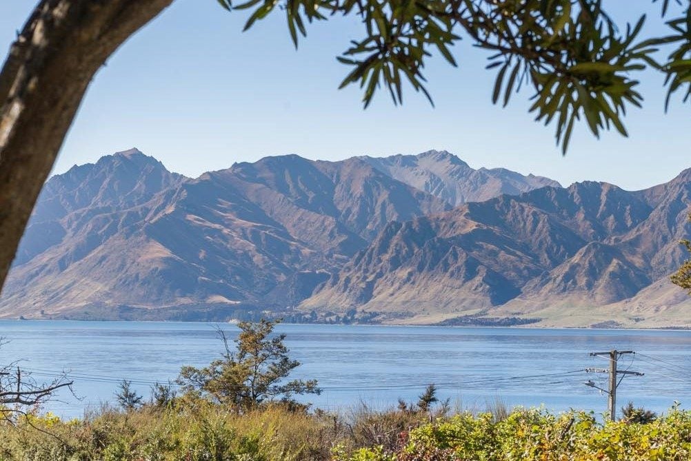 76 Capell Avenue, Lake Hāwea - Carousel 2