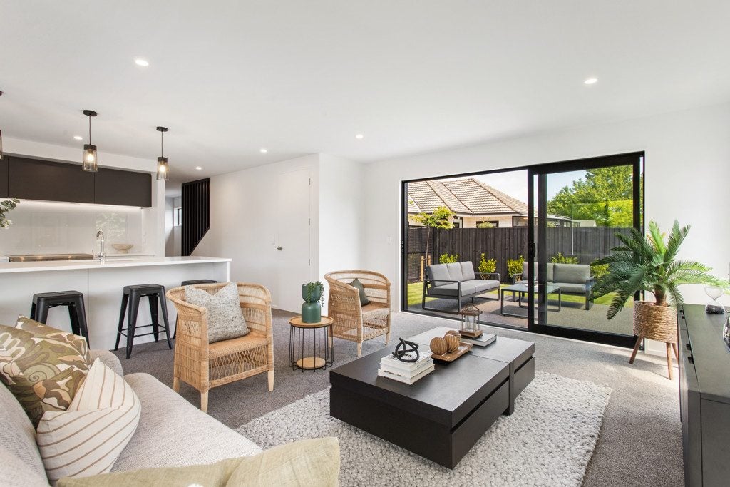 92 Memorial Avenue, Ilam, Christchurch - Carousel 2
