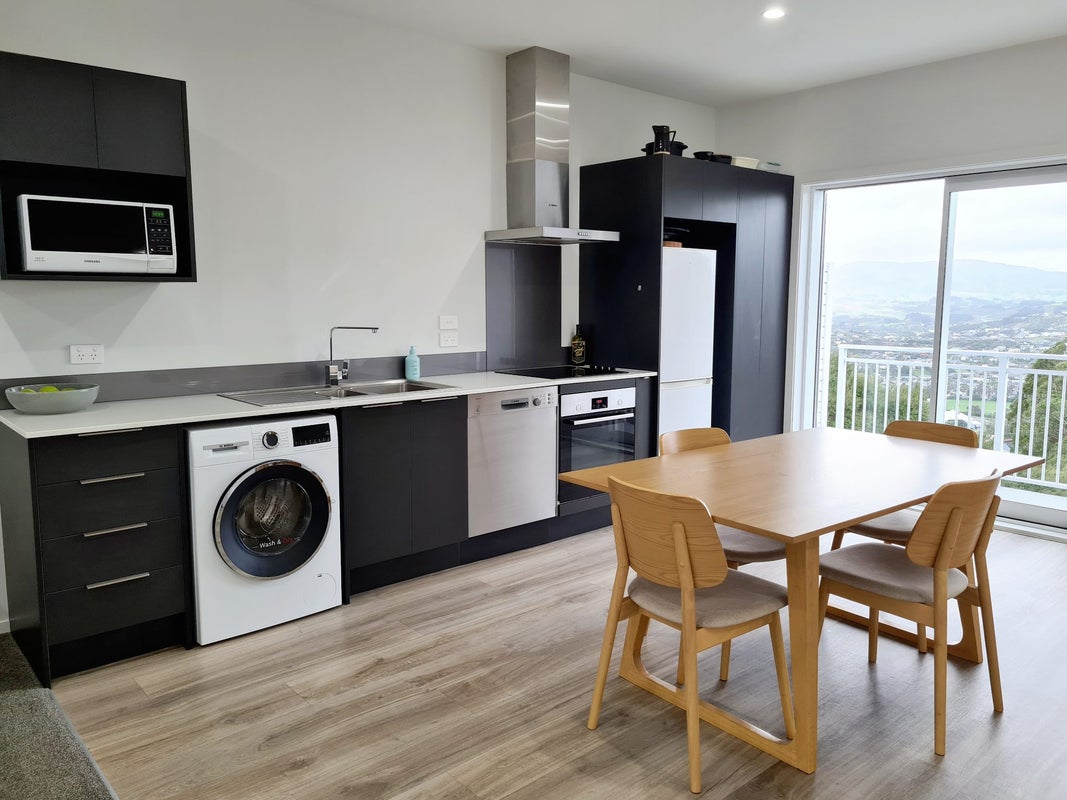 10 Tai Lane, Whitby, Porirua - Carousel 2