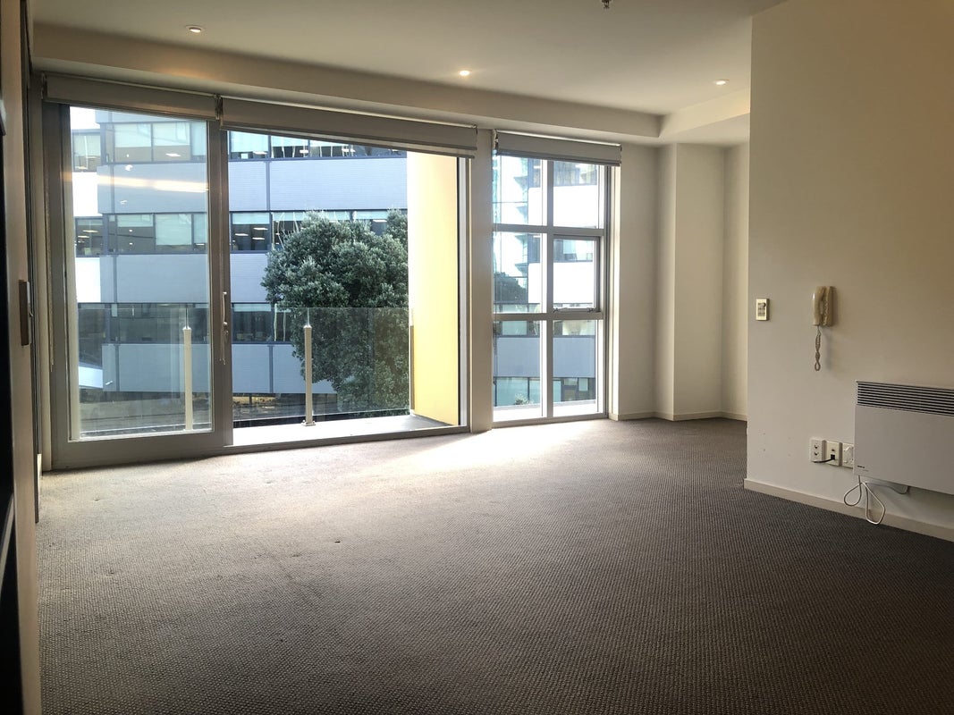 8/184 Molesworth Street, Thorndon, Wellington - Carousel 2