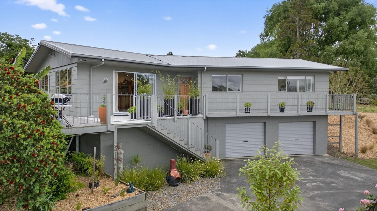 1893 Paparoa Valley Road, Paparoa - Carousel 1
