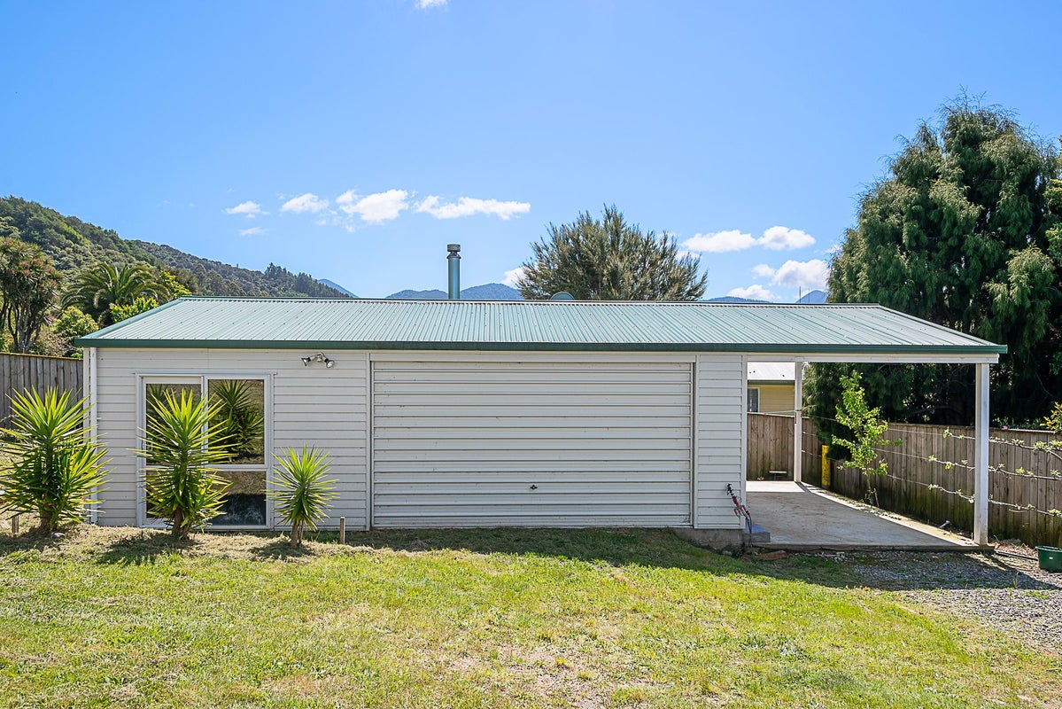 3 Mclean Drive, Havelock - Carousel 2