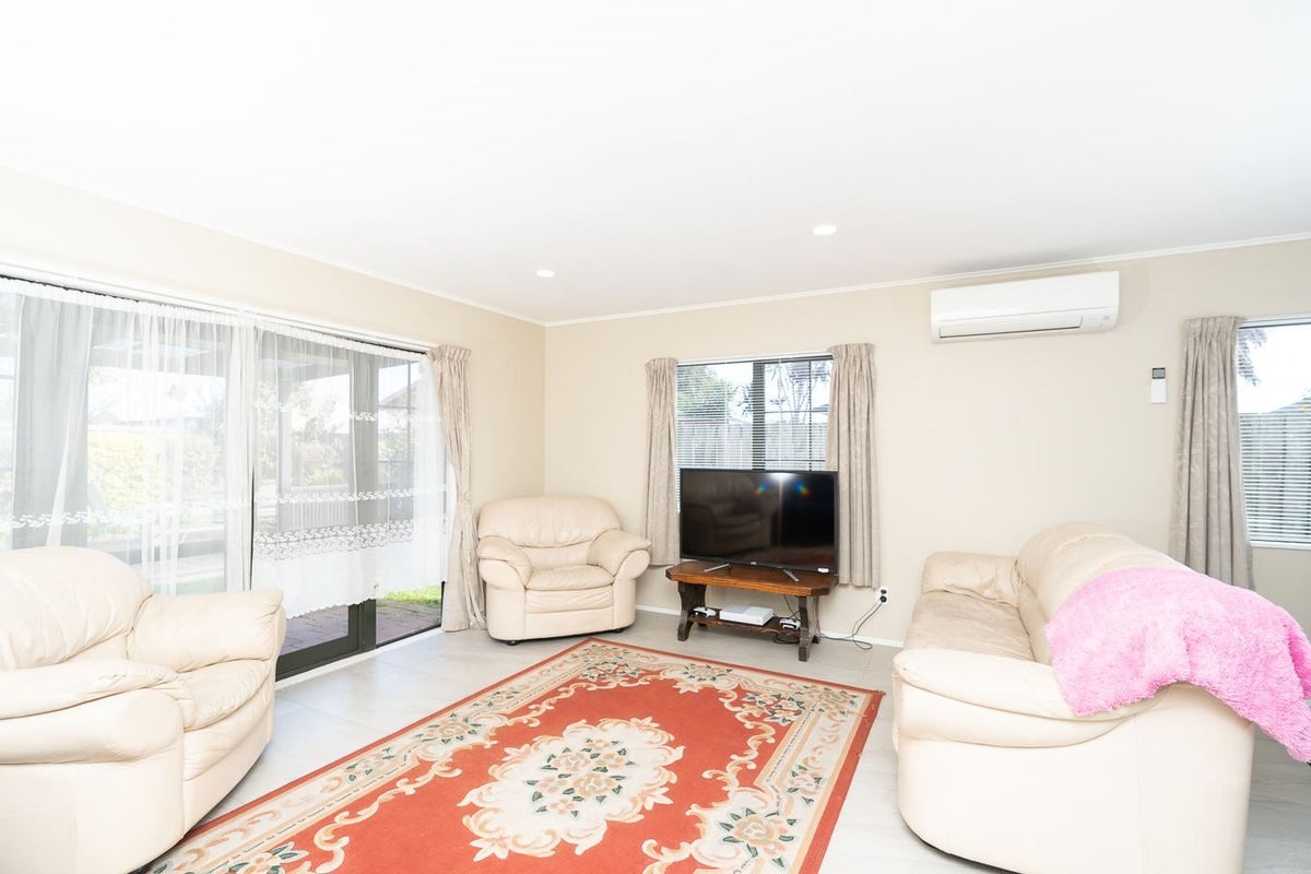 12A Allen Street, Frankton, Hamilton - Carousel 2