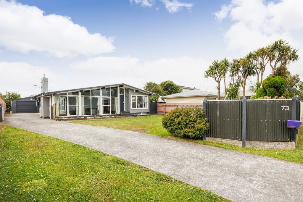 73 Lockhart Avenue, Milson, Palmerston North - Carousel 1