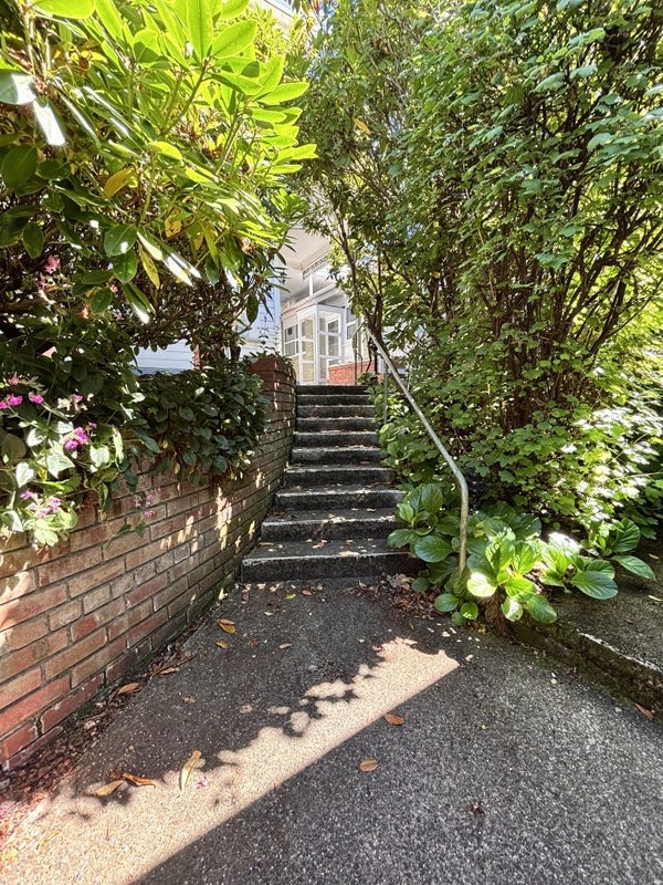 27A Sheen Street, Roslyn, Dunedin - Carousel 13