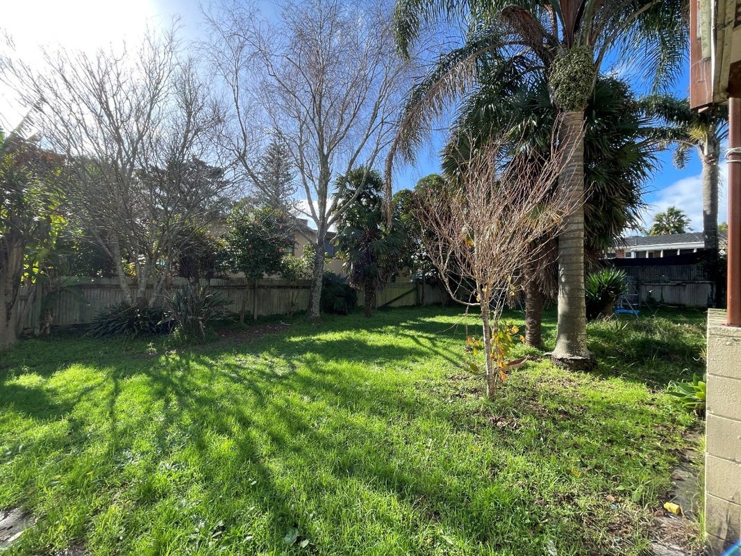 60B Te Atatu Road, Te Atatu South, Auckland - Carousel 20