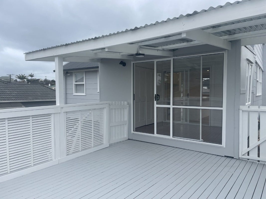 45 Kelwyn Road, Kelston, Auckland - Carousel 2