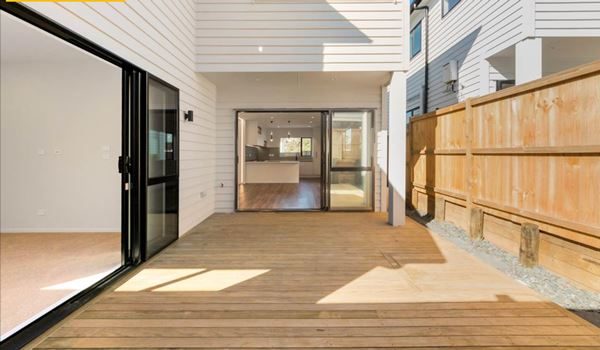 22C Keystone Avenue, Three Kings, Auckland - Carousel 8