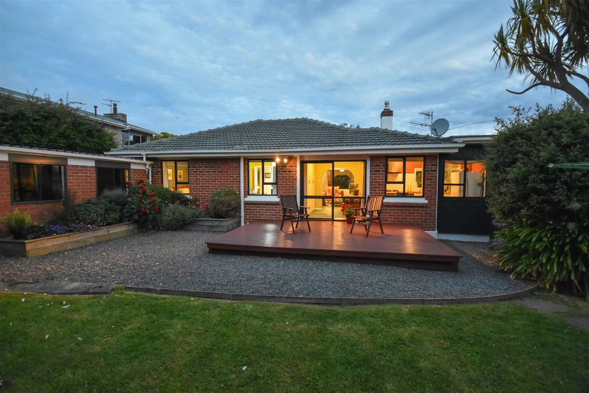 39 Archibald Street, Waverley, Dunedin - Carousel 1