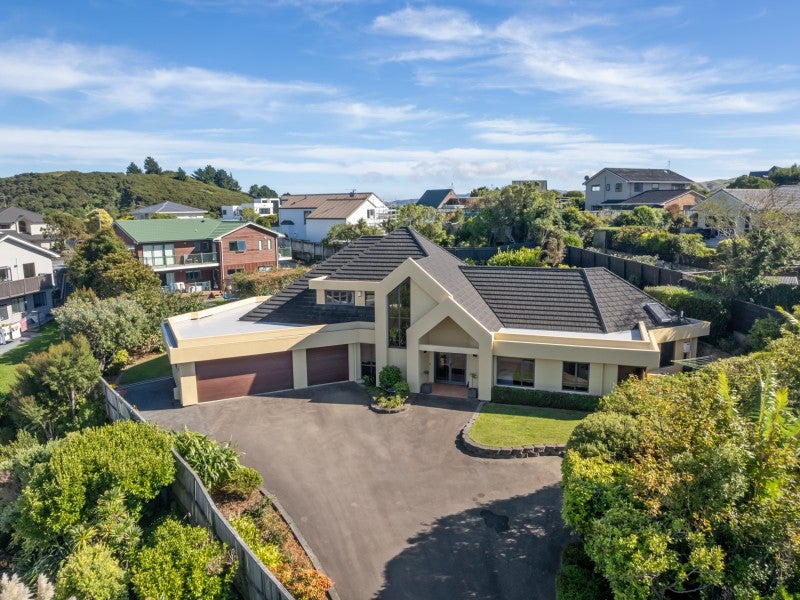 5 Molyneux Close, Whitby, Porirua - Carousel 26