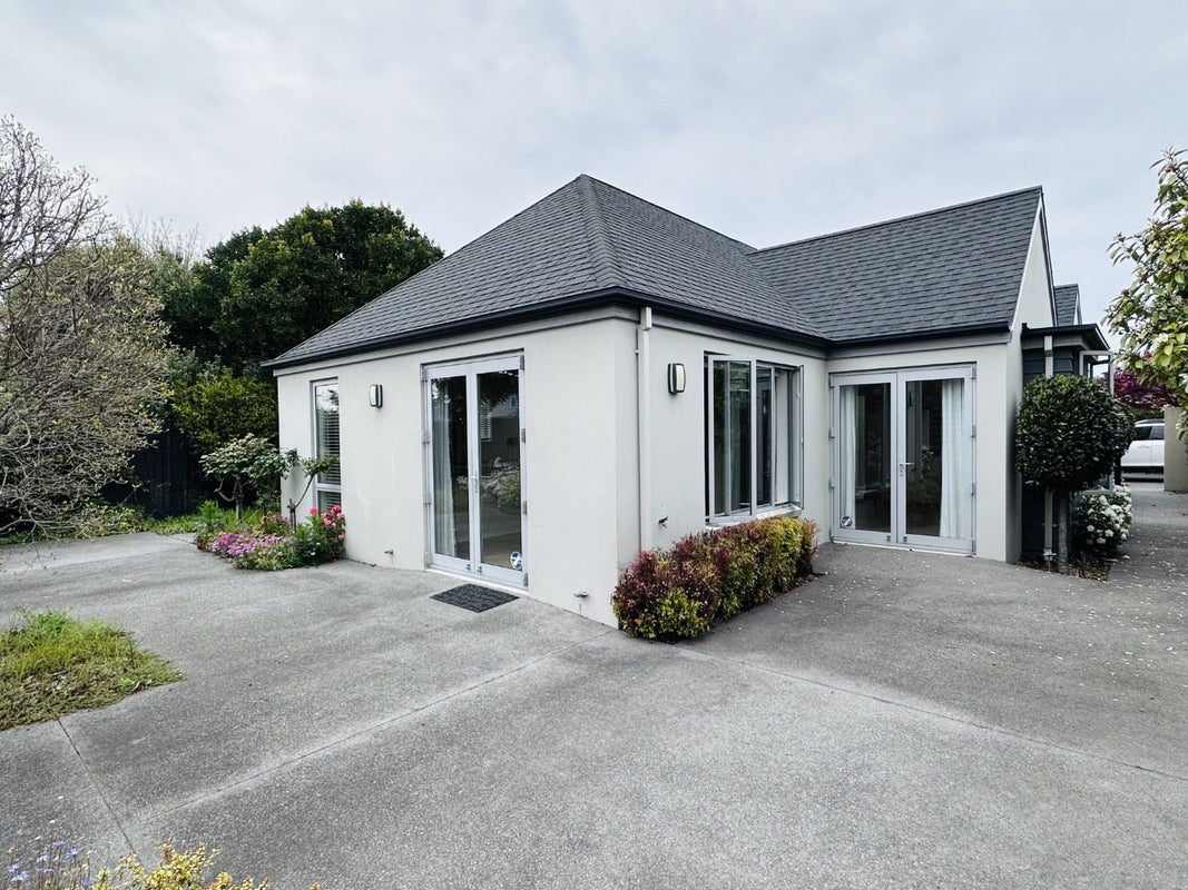 70 Jeffreys Road, Fendalton, Christchurch - Carousel 1