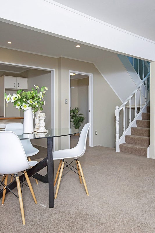 1/11 Imogene Way, Half Moon Bay, Auckland - Carousel 21