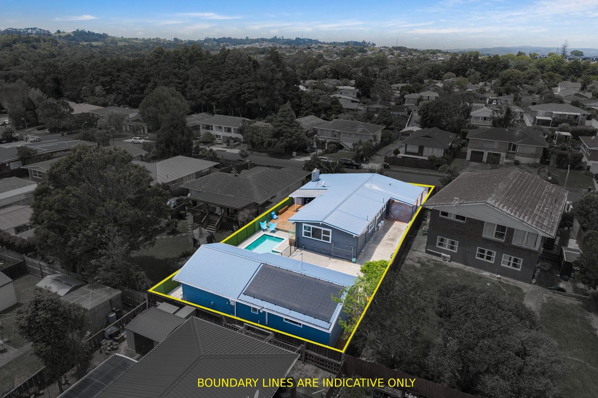 4 Kahurangi Place, Hillpark, Auckland - Carousel 1