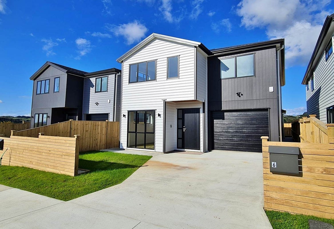 6 Ascent Street, Flat Bush, Auckland - Carousel 1