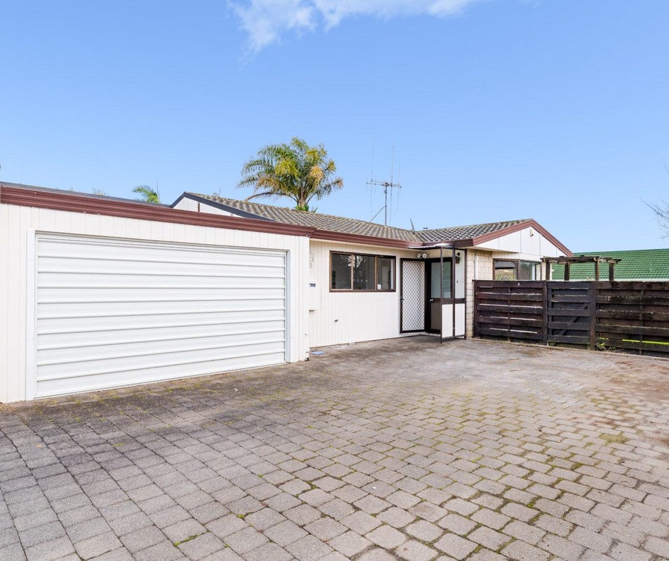15B Meadowland Street, Matua, Tauranga - Carousel 2