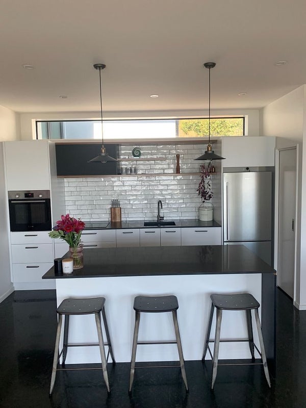 15 Ridgeway Place, Richmond Hill, Christchurch - Carousel 2