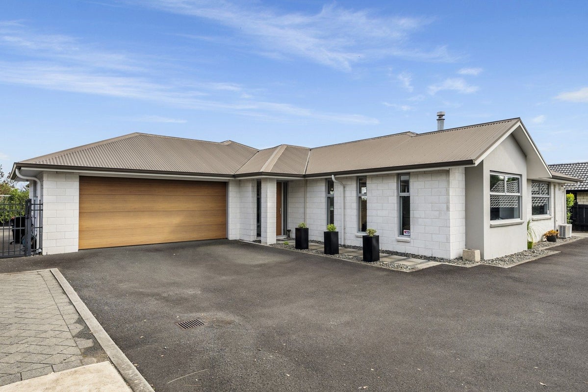 189 Rowesdale Drive, Ohauiti, Tauranga - Carousel 2