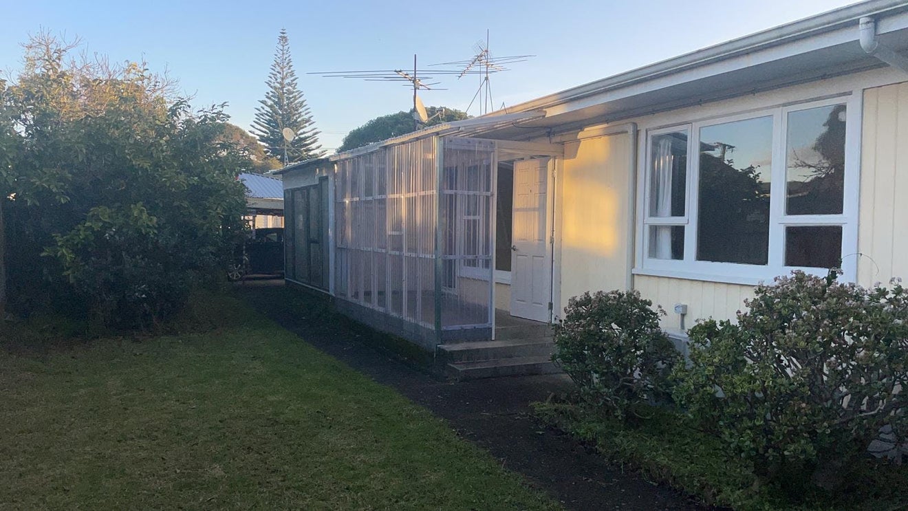 3/39 MIRO ST, New Lynn, Auckland - Carousel 1