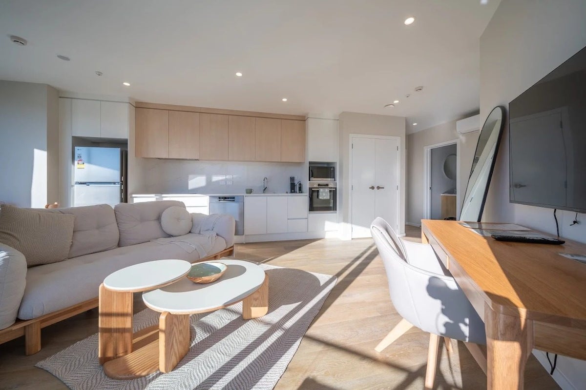 220 Lake Road, Hauraki, Auckland - Carousel 10