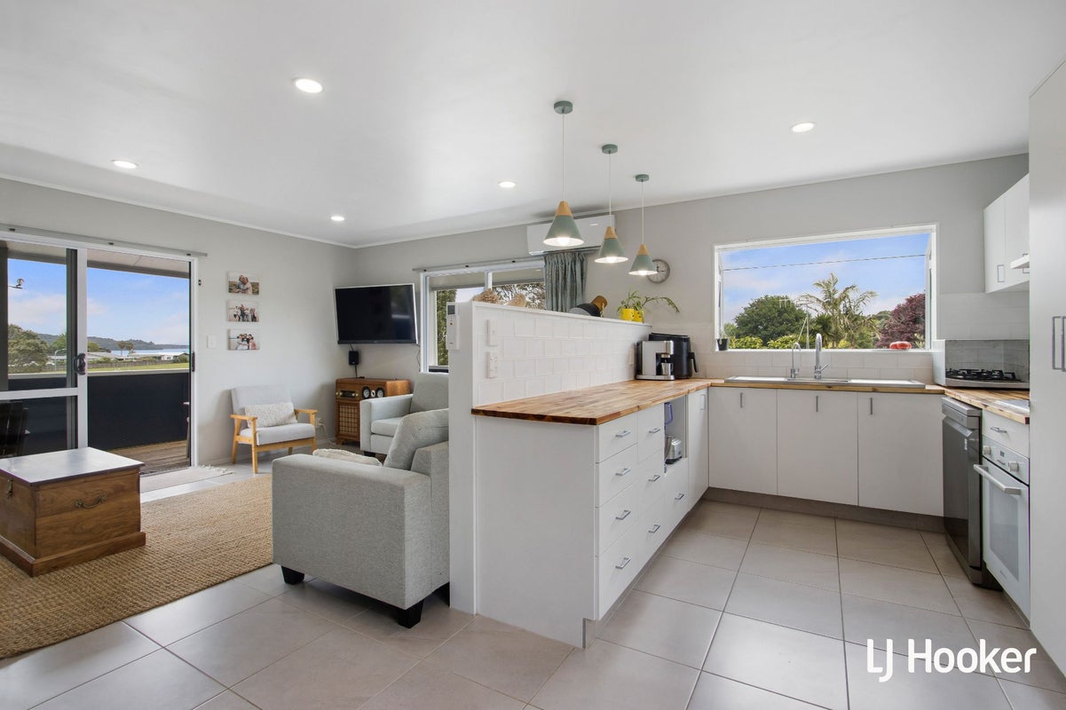 128 Athenree Road, Athenree, Katikati - Carousel 2