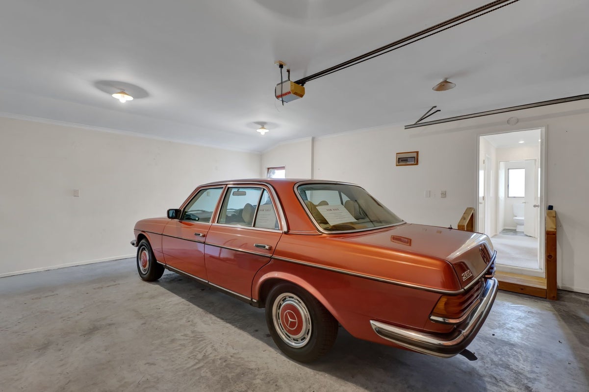 1/18 Darnell Street, Fitzroy, New Plymouth - Carousel 24